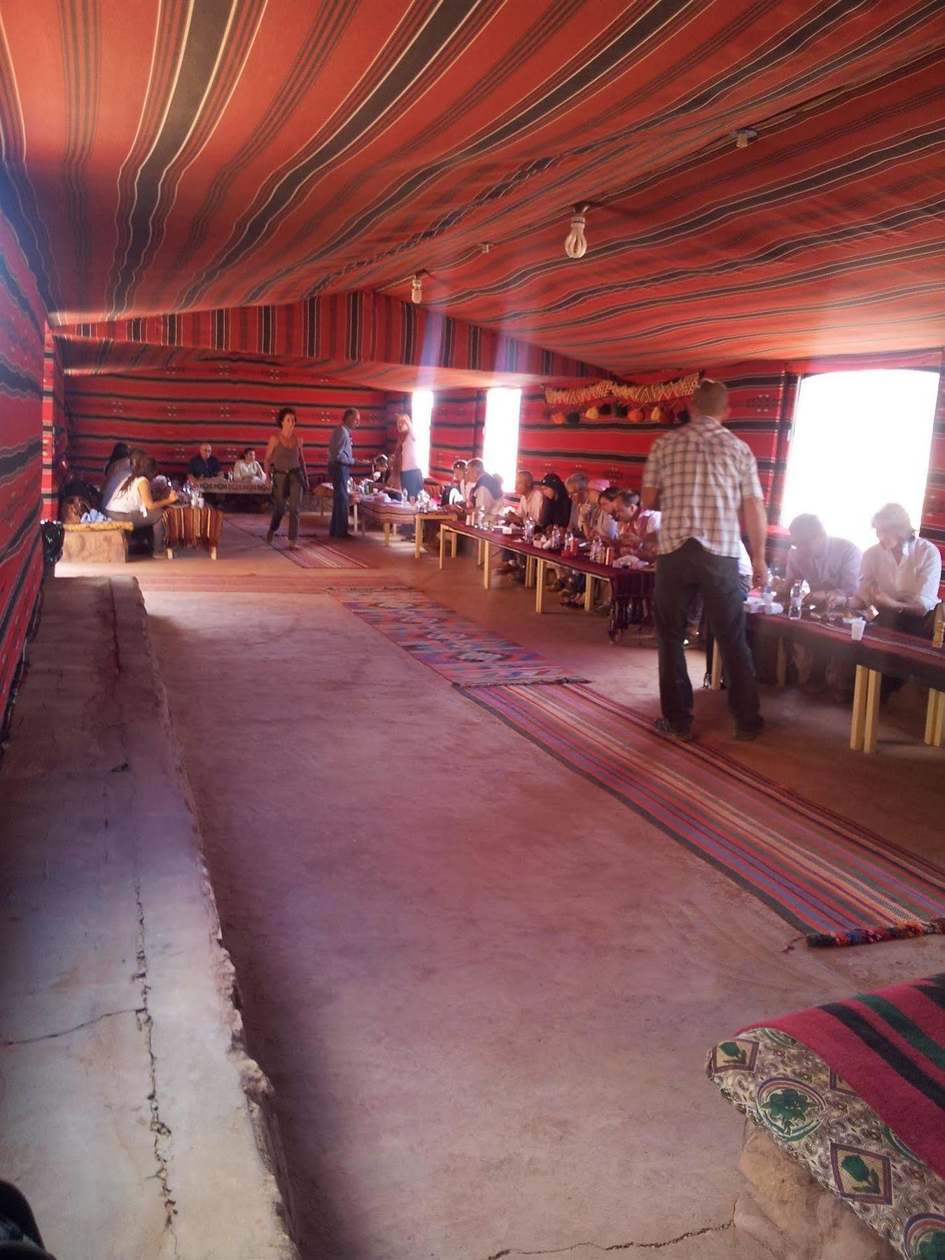 Wadi Rum Caravan Camp Экстерьер фото